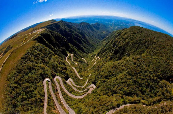 Os melhores destinos para ir de carro em Santa Catarina